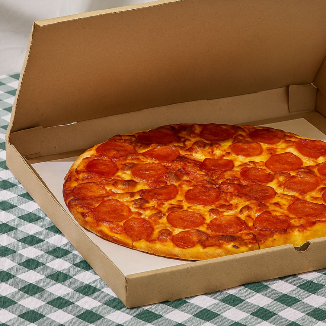 PAPEL SATINADO 30*30CM MONOLUCIDO (PARA CAJA PIZZA GRANDE) *KG