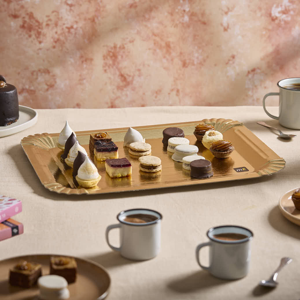 PLATO DORADO CARTON RECTANGULAR 3000GRS (30*40CM) *10UNID