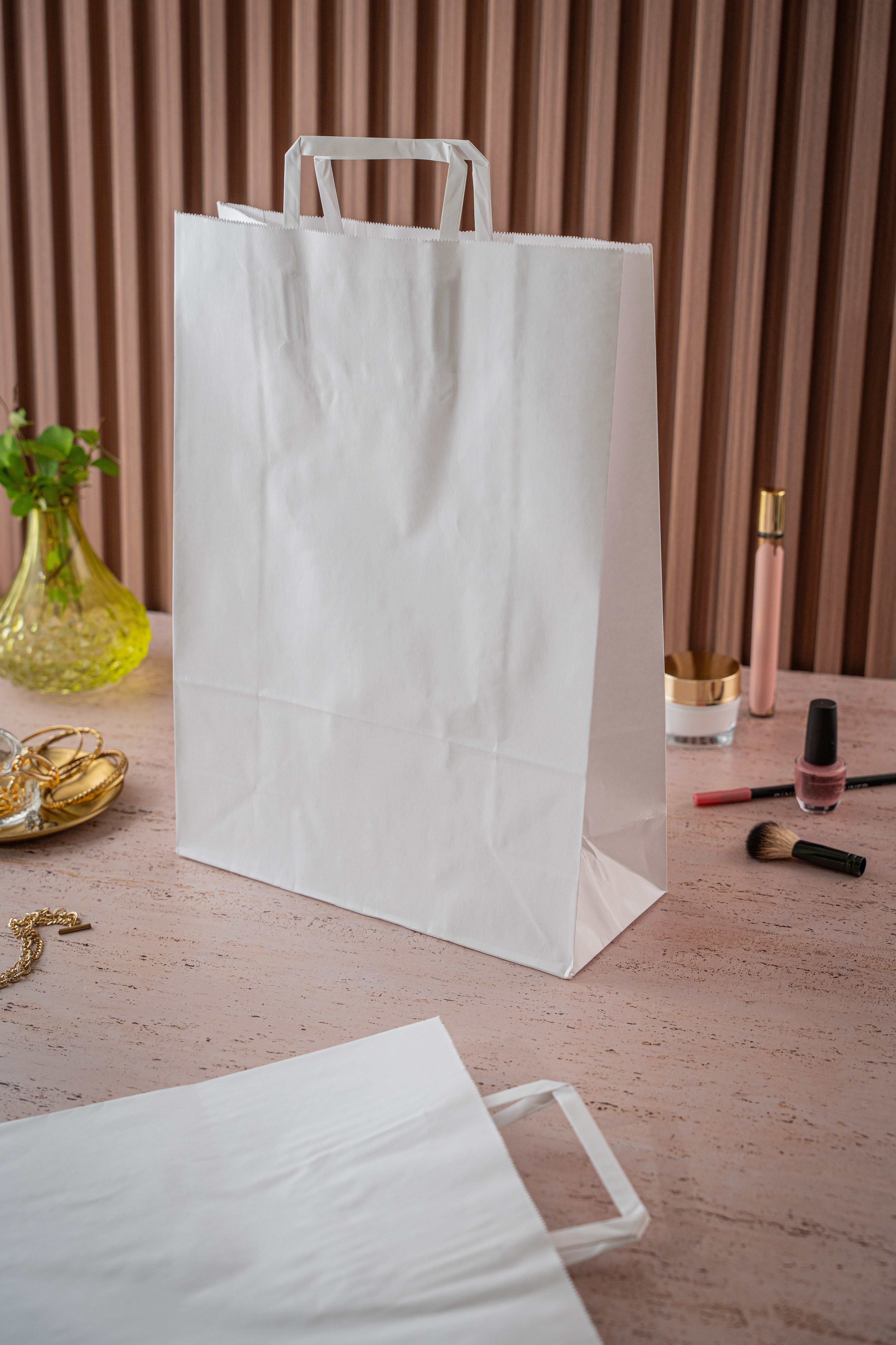 BOLSA BOUTIQUE PAPEL BLANCA 30*12*41CM *UNID