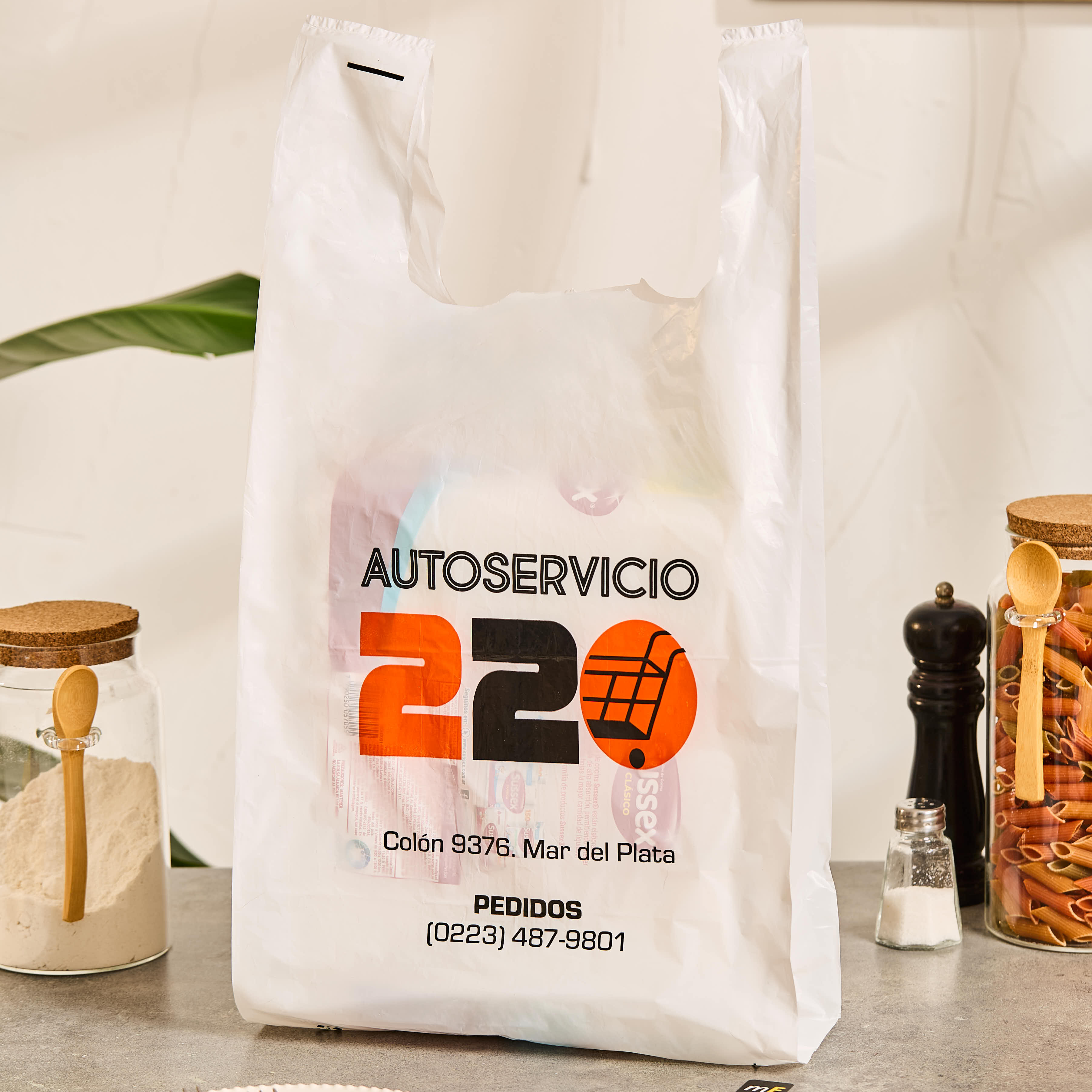 mEP BOLSA CAMISETA A/D PERSONALIZADA 1 O 2 COLORES 15MIC  (45*55CM) X UNIDAD
