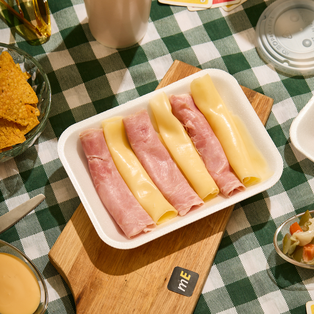 BANDEJA EXPANDIDO BLANCA CELPACK Nº621 (K21-E) (14*19*1.5CM)  *100UNID