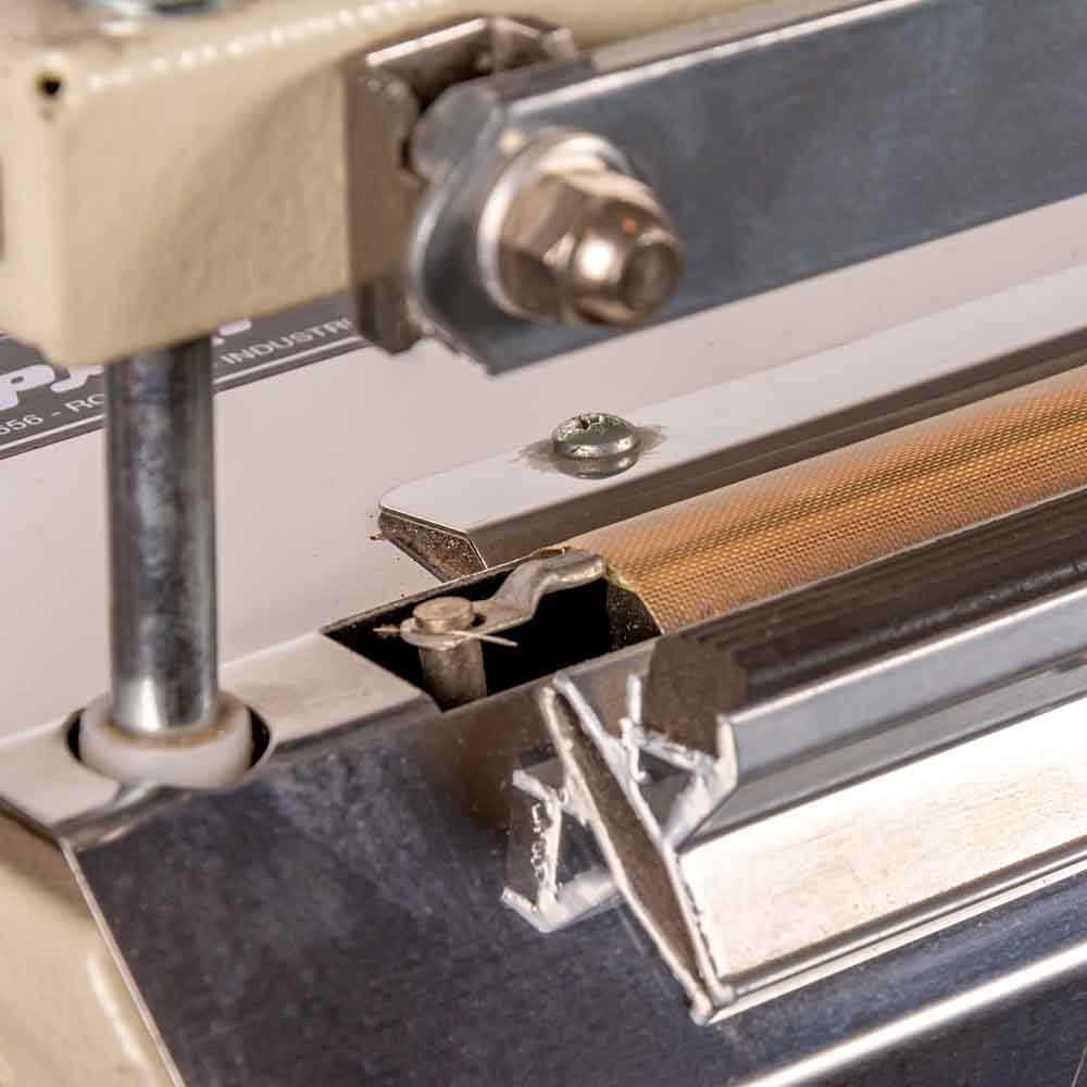 SELLADORA LIPARI CON PIE 60CM SELLADO HORIZONTAL CONFECCIONADORA (HC600) *UNID