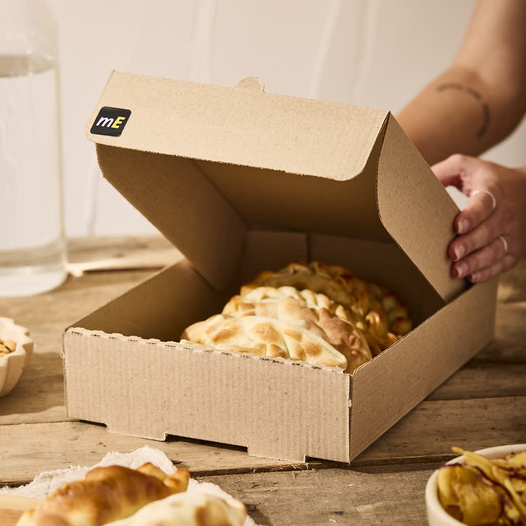 mEP CAJA EMPANADAS CARTON MICRO MARRON/MARRON PERSONALIZADO 1 DOCENA (20*26.5*6M) X UNIDAD