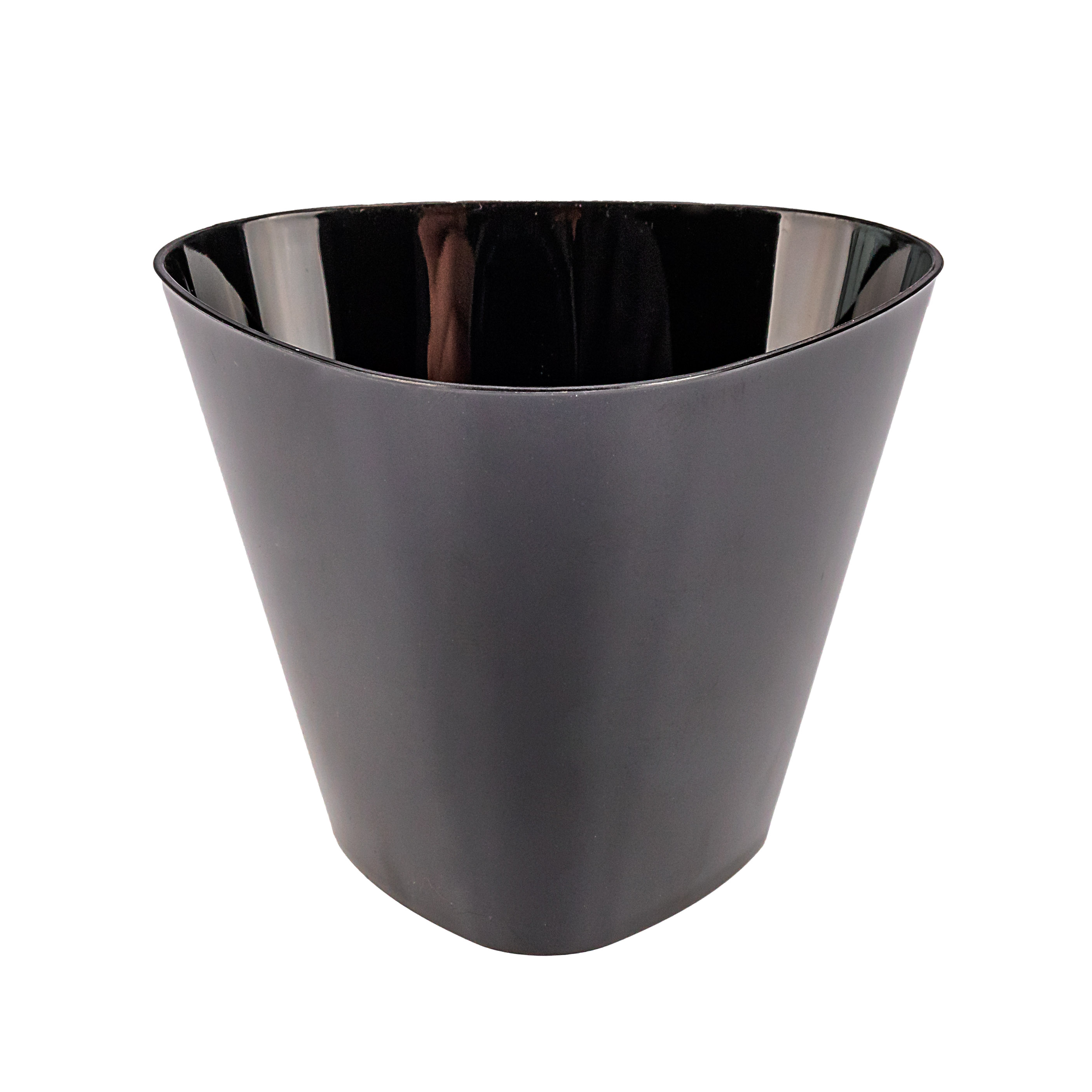 COPA PETITE TRIANGULAR PLASTICA NEGRA (8*8*5CM) BLISTER *12UNID.